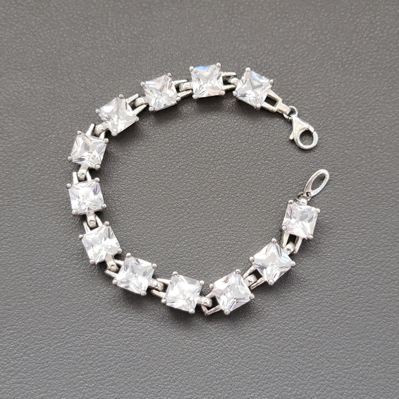 925 Princess Cut Tennis Bracelet | Square CZ Crystal Line Bracelet - Picture 5 of 10